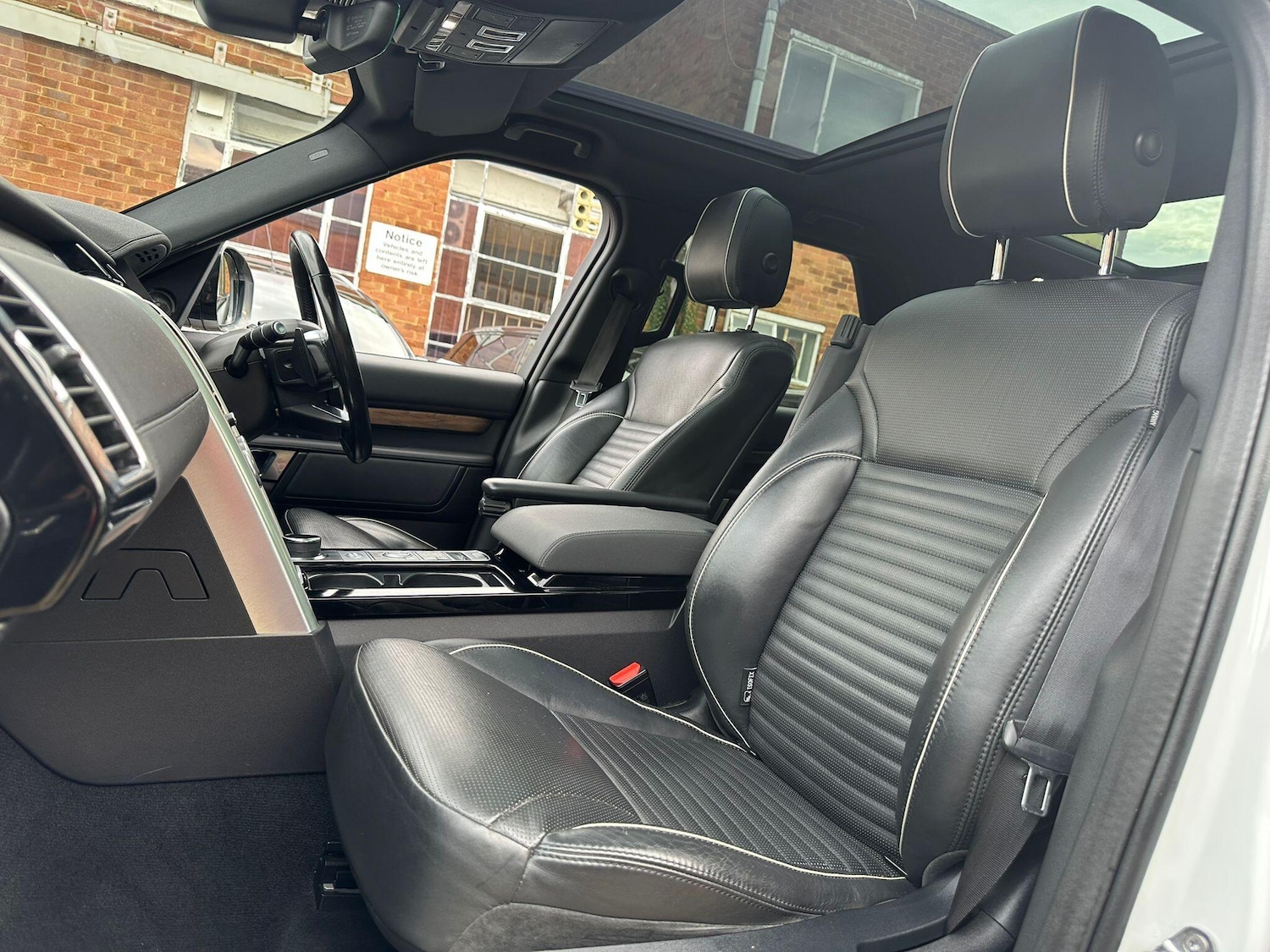 Used Land Rover Discovery 2018 for sale - 76499686: Photo 59