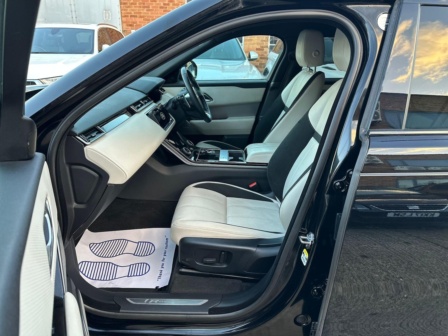 Used Land Rover Range Rover Velar 2018 for sale - 76522299: Photo 14