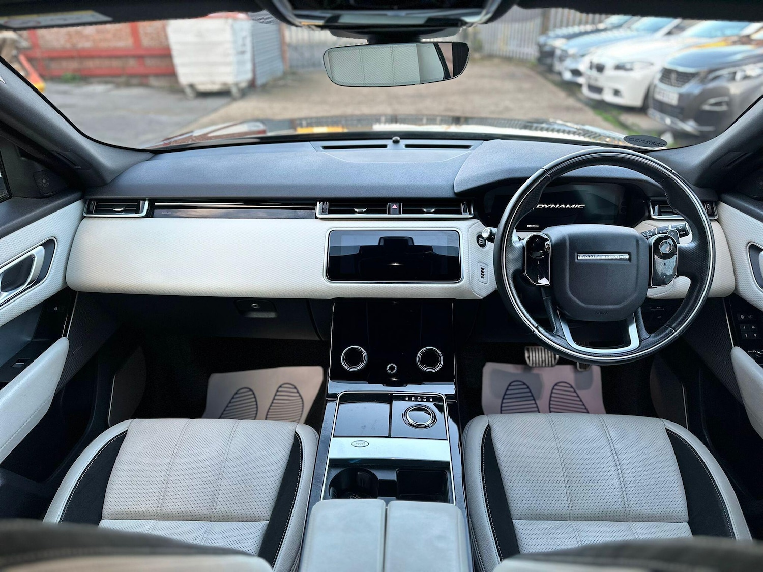 Used Land Rover Range Rover Velar 2018 for sale - 76522299: Photo 18