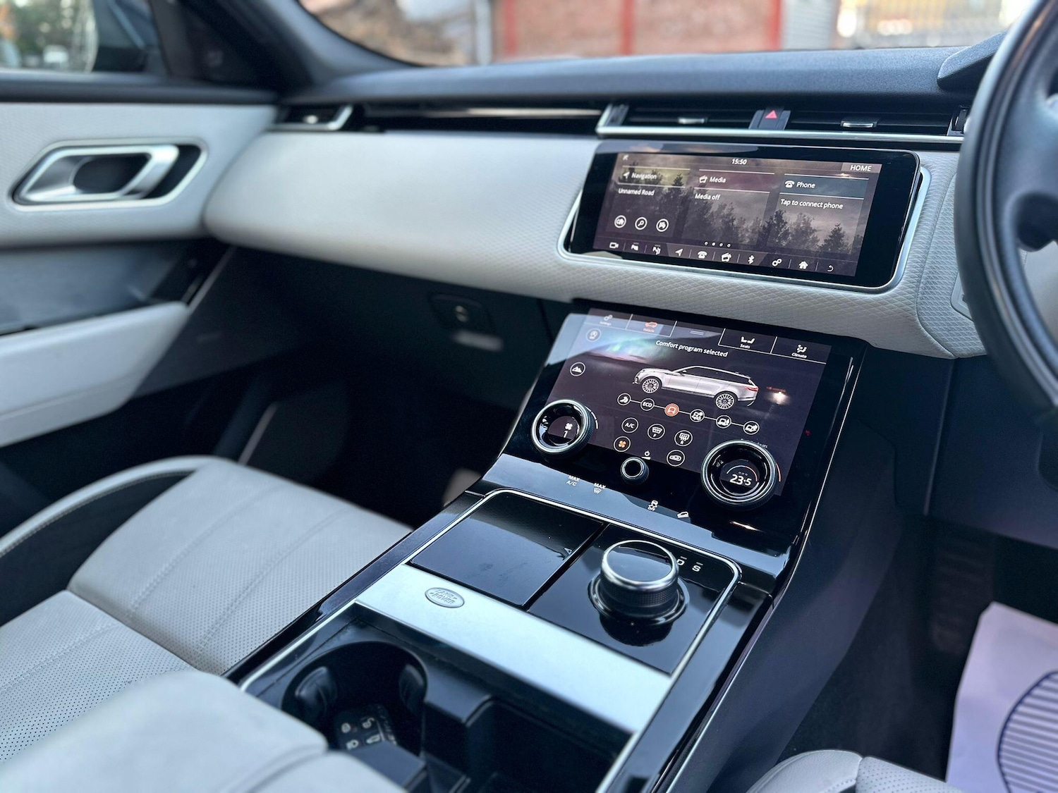 Used Land Rover Range Rover Velar 2018 for sale - 76522299: Photo 19