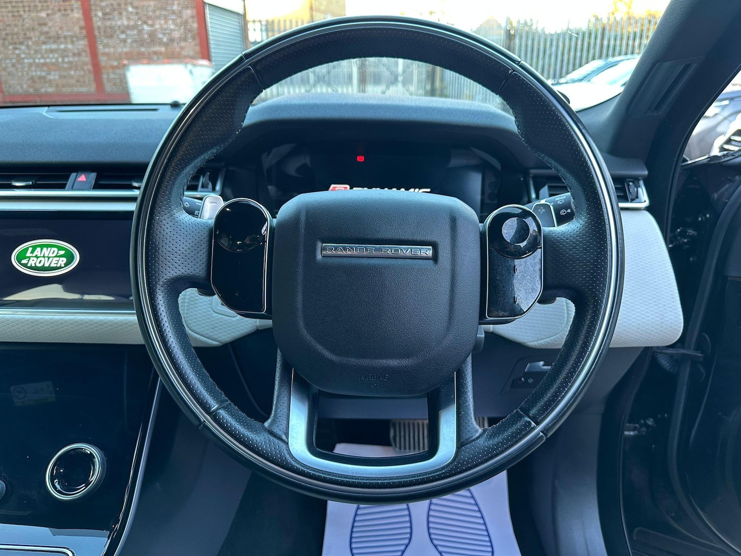 Used Land Rover Range Rover Velar 2018 for sale - 76522299: Photo 20