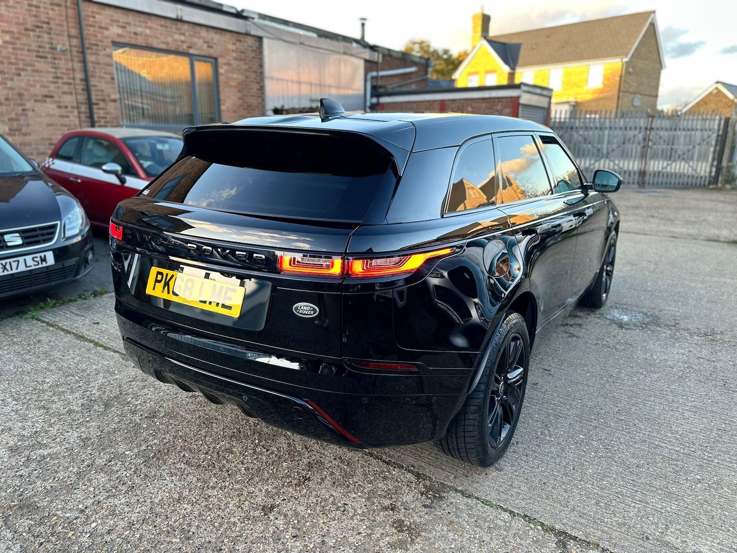 Used Land Rover Range Rover Velar 2018 for sale - 76522299: Photo 25