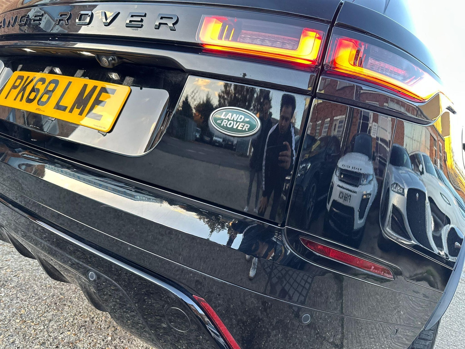 Used Land Rover Range Rover Velar 2018 for sale - 76522299: Photo 35