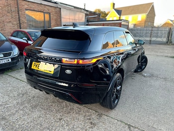 Used Land Rover Range Rover Velar 2018 for sale - 76522299: Photo