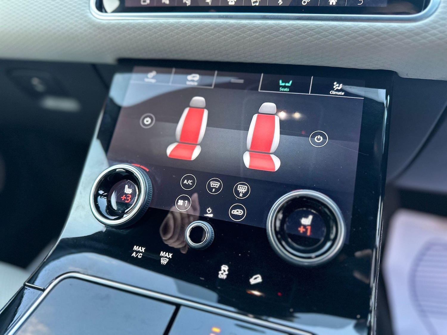 Used Land Rover Range Rover Velar 2018 for sale - 76522299: Photo 52