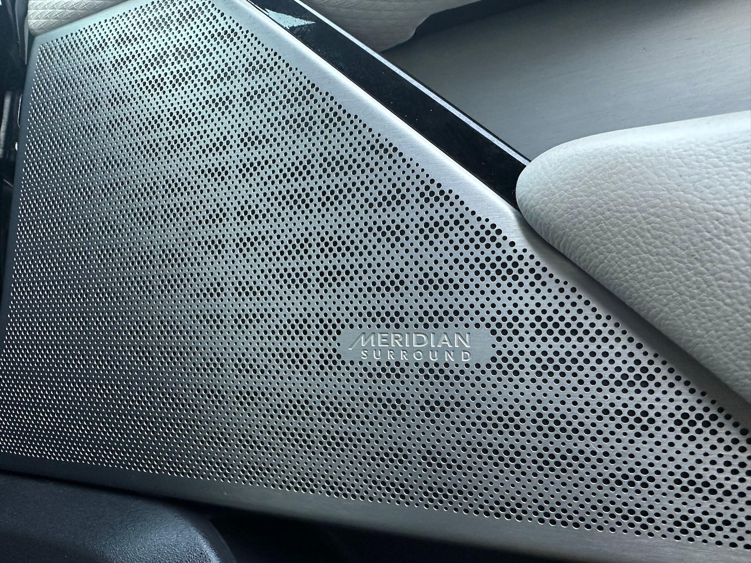 Used Land Rover Range Rover Velar 2018 for sale - 76522299: Photo 58