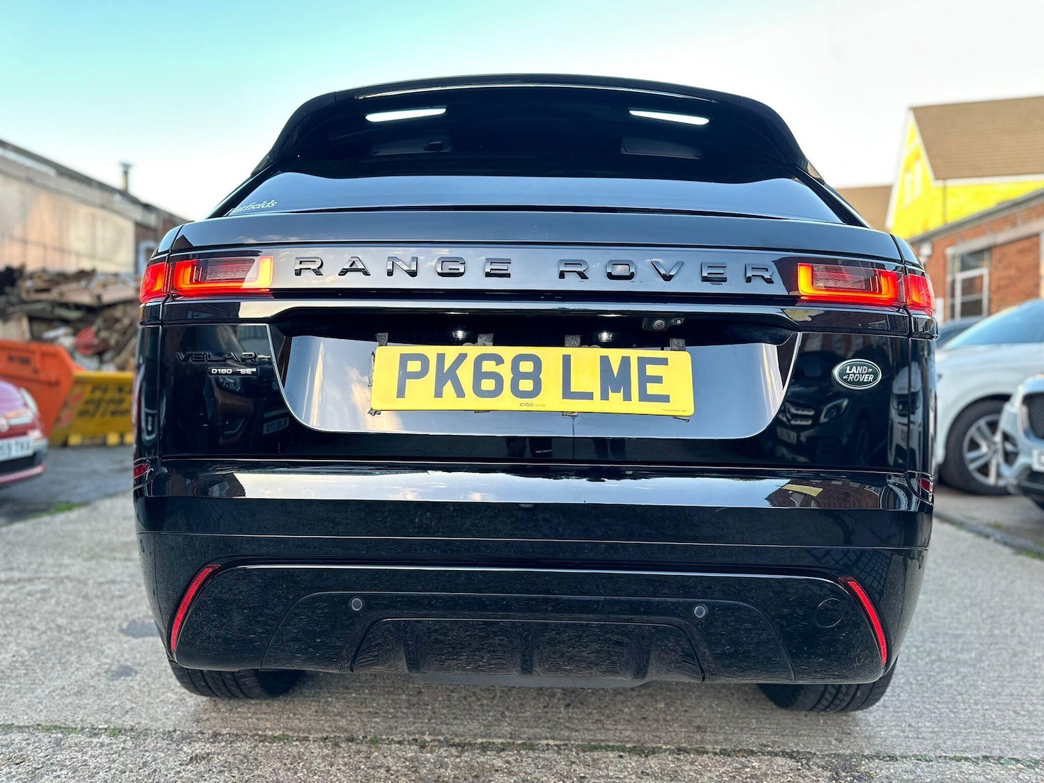 Used Land Rover Range Rover Velar 2018 for sale - 76522299: Photo 6