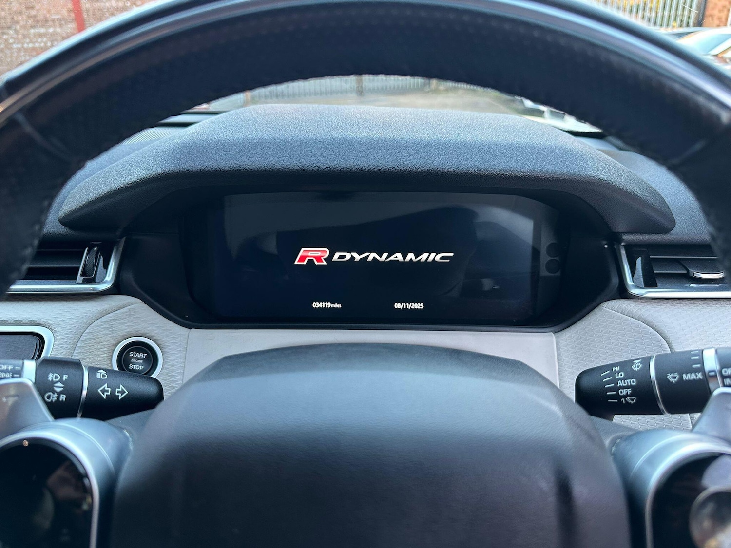 Used Land Rover Range Rover Velar 2018 for sale - 76522299: Photo 61