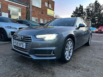 Used Audi A4 Avant 2019 for sale - 76942475: Photo