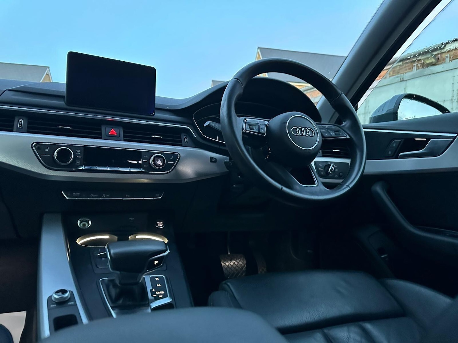 Used Audi A4 Avant 2019 for sale - 76942475: Photo 43