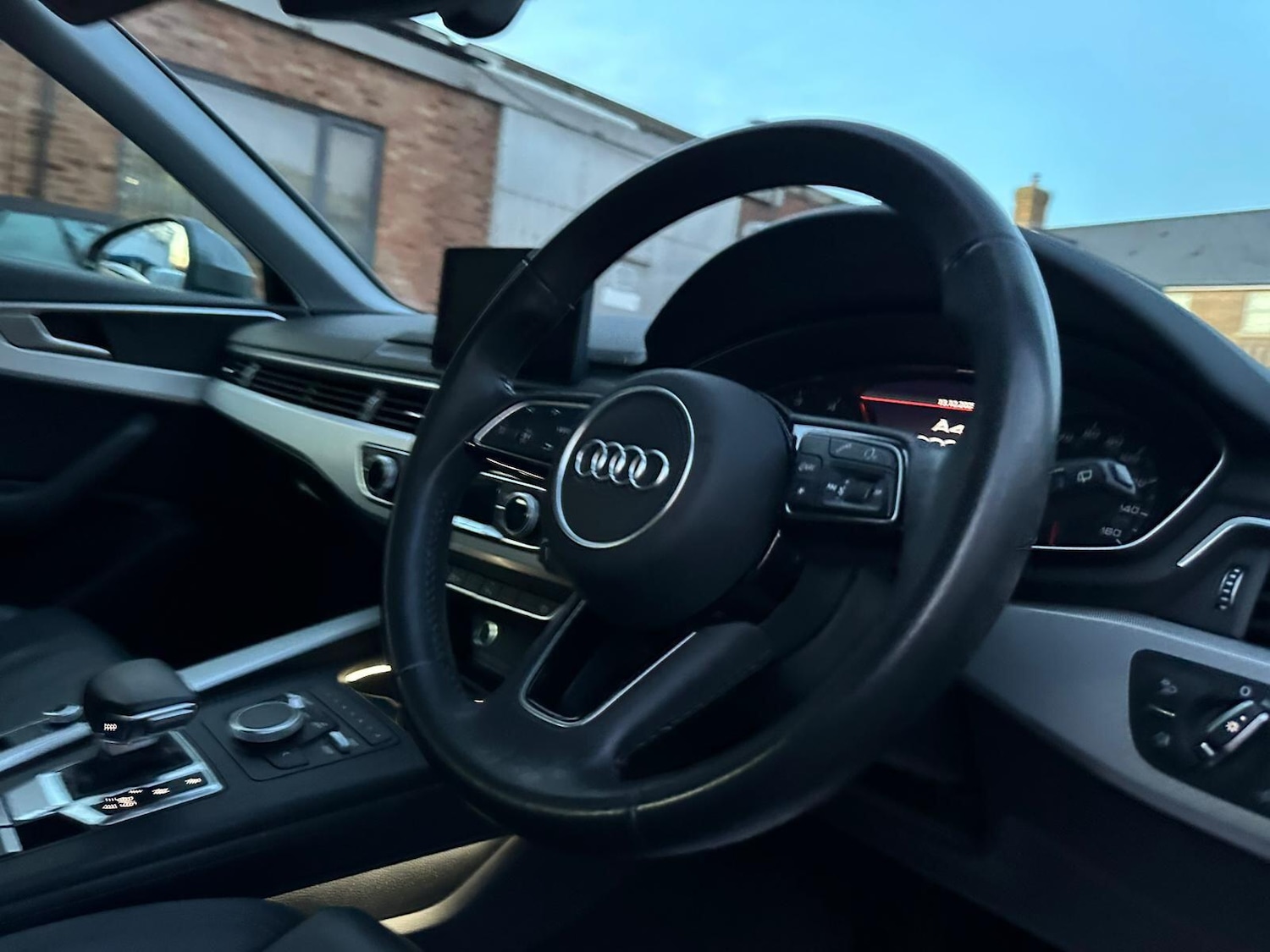 Used Audi A4 Avant 2019 for sale - 76942475: Photo 44