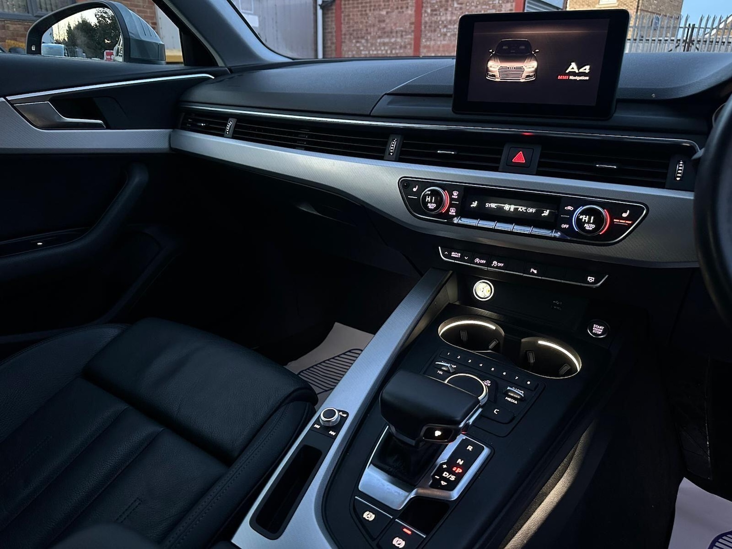 Used Audi A4 Avant 2019 for sale - 76942475: Photo 46