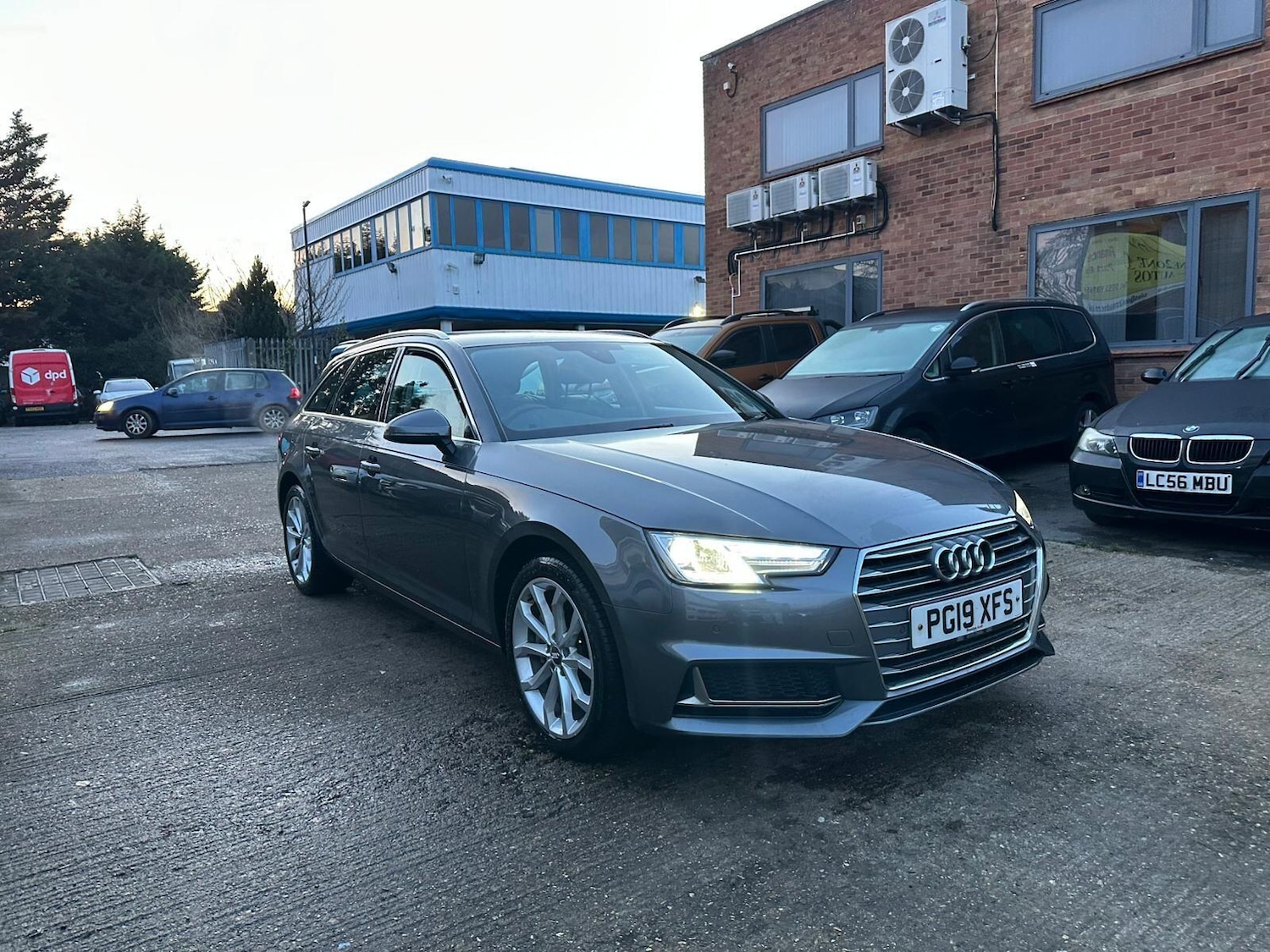Used Audi A4 Avant 2019 for sale - 76942475: Photo 7
