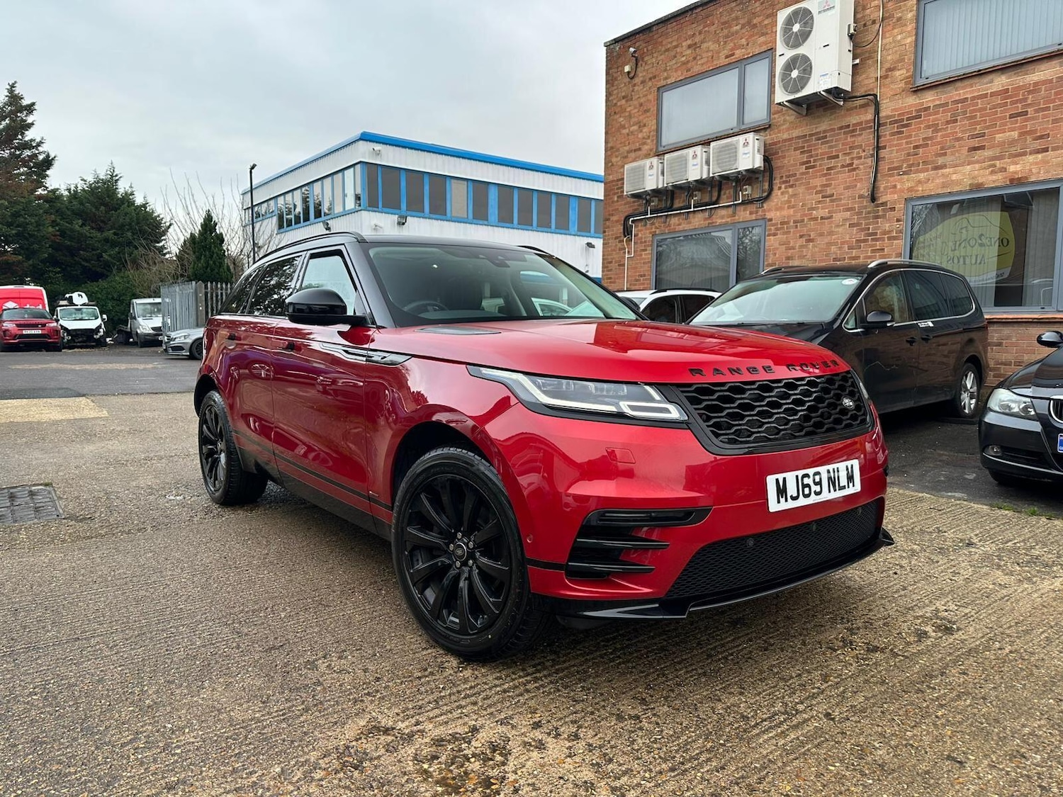 Used Land Rover Range Rover Velar 2019 for sale - 77203703: Photo 2
