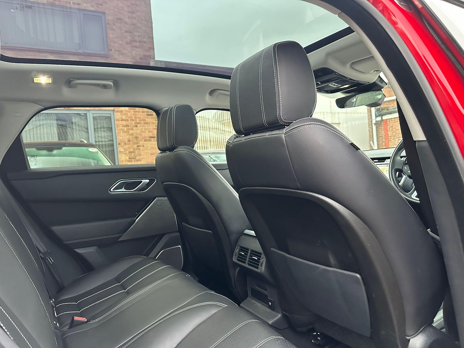 Used Land Rover Range Rover Velar 2019 for sale - 77203703: Photo 44