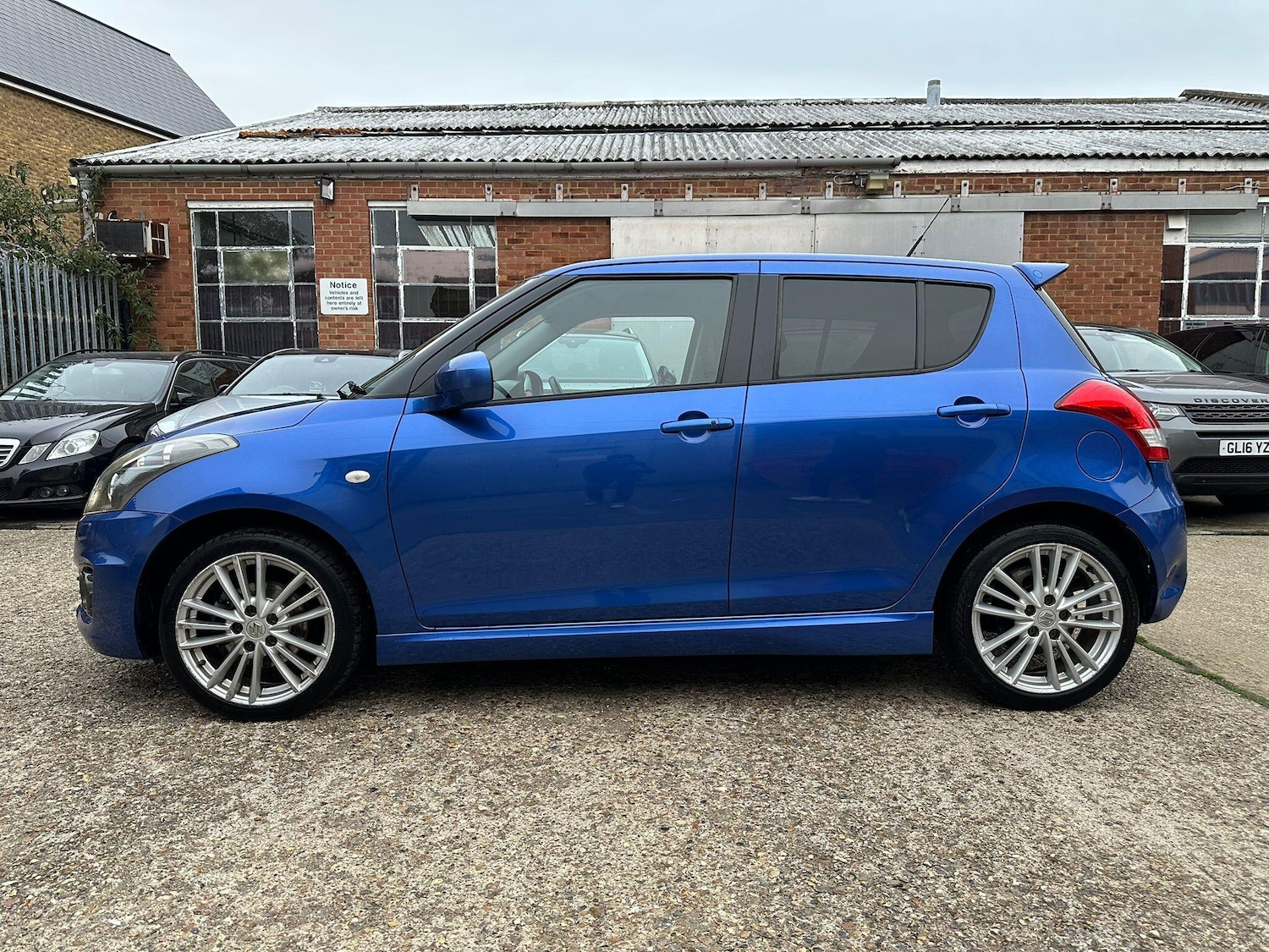 Used Suzuki Swift 2014 for sale - 76122043: Photo 12