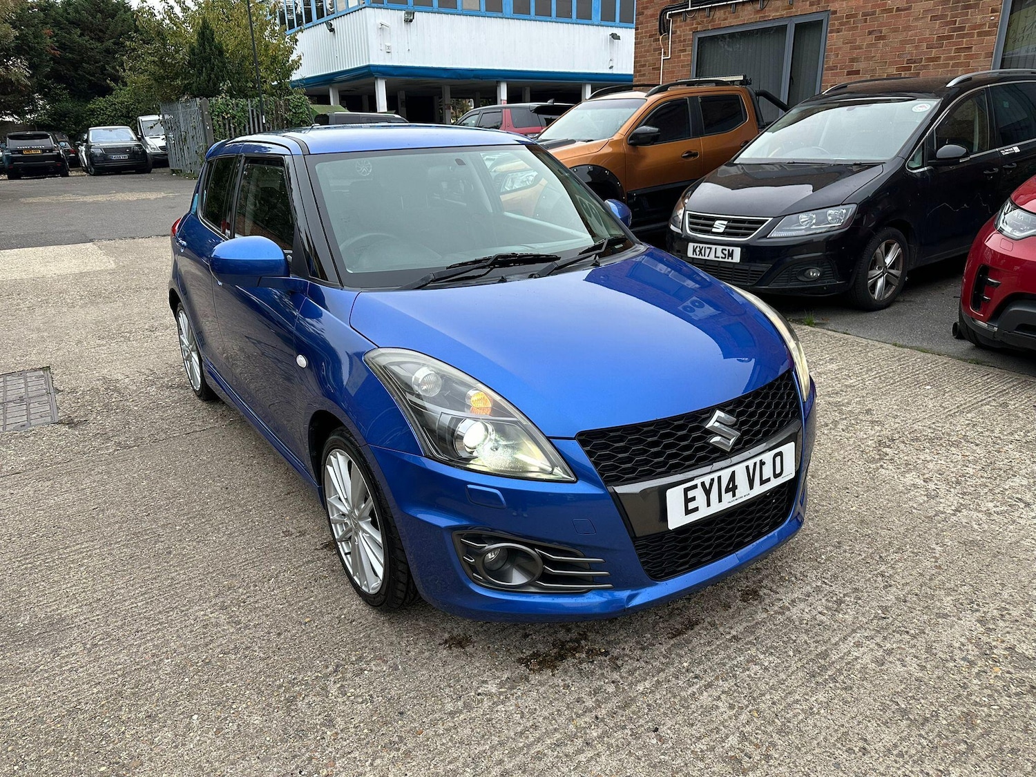 Used Suzuki Swift 2014 for sale - 76122043: Photo 23