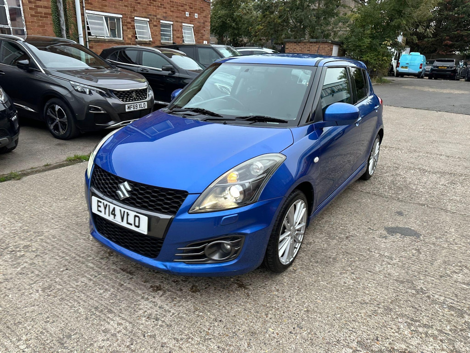 Used Suzuki Swift 2014 for sale - 76122043: Photo 24