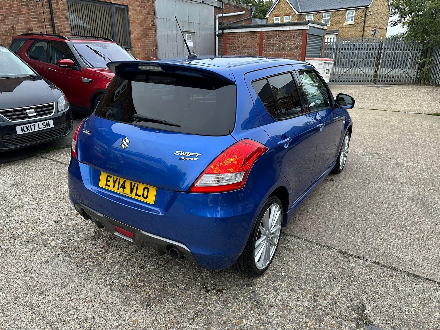 Used Suzuki Swift 2014 for sale - 76122043: Photo 25