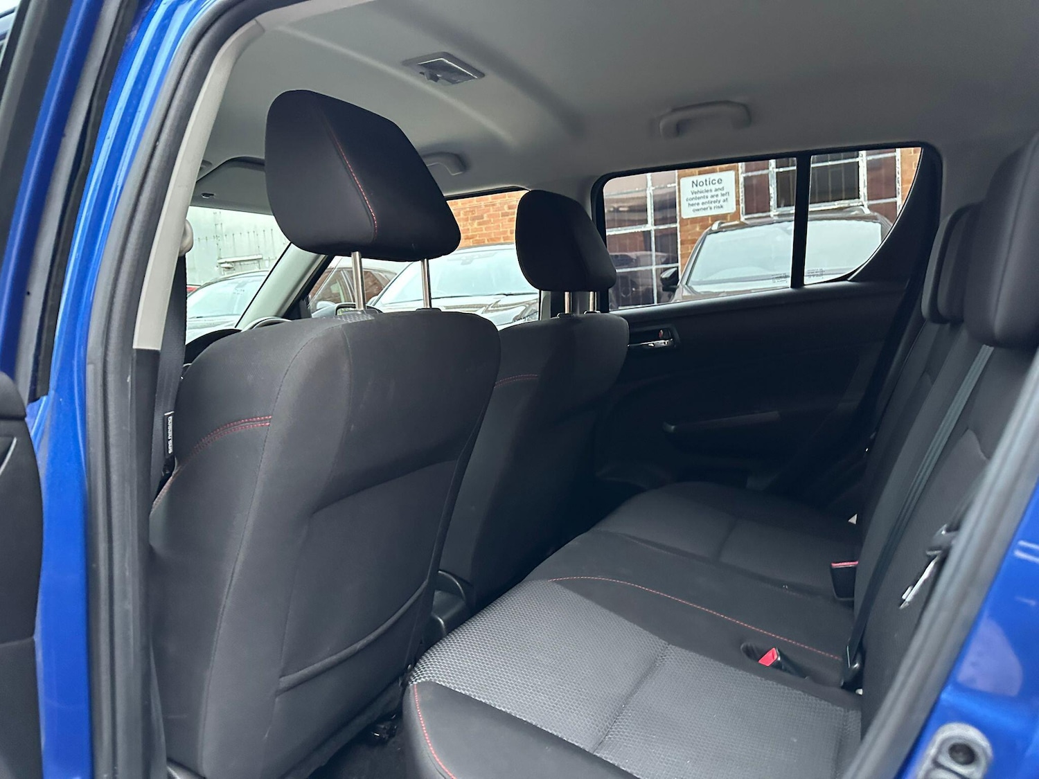 Used Suzuki Swift 2014 for sale - 76122043: Photo 36