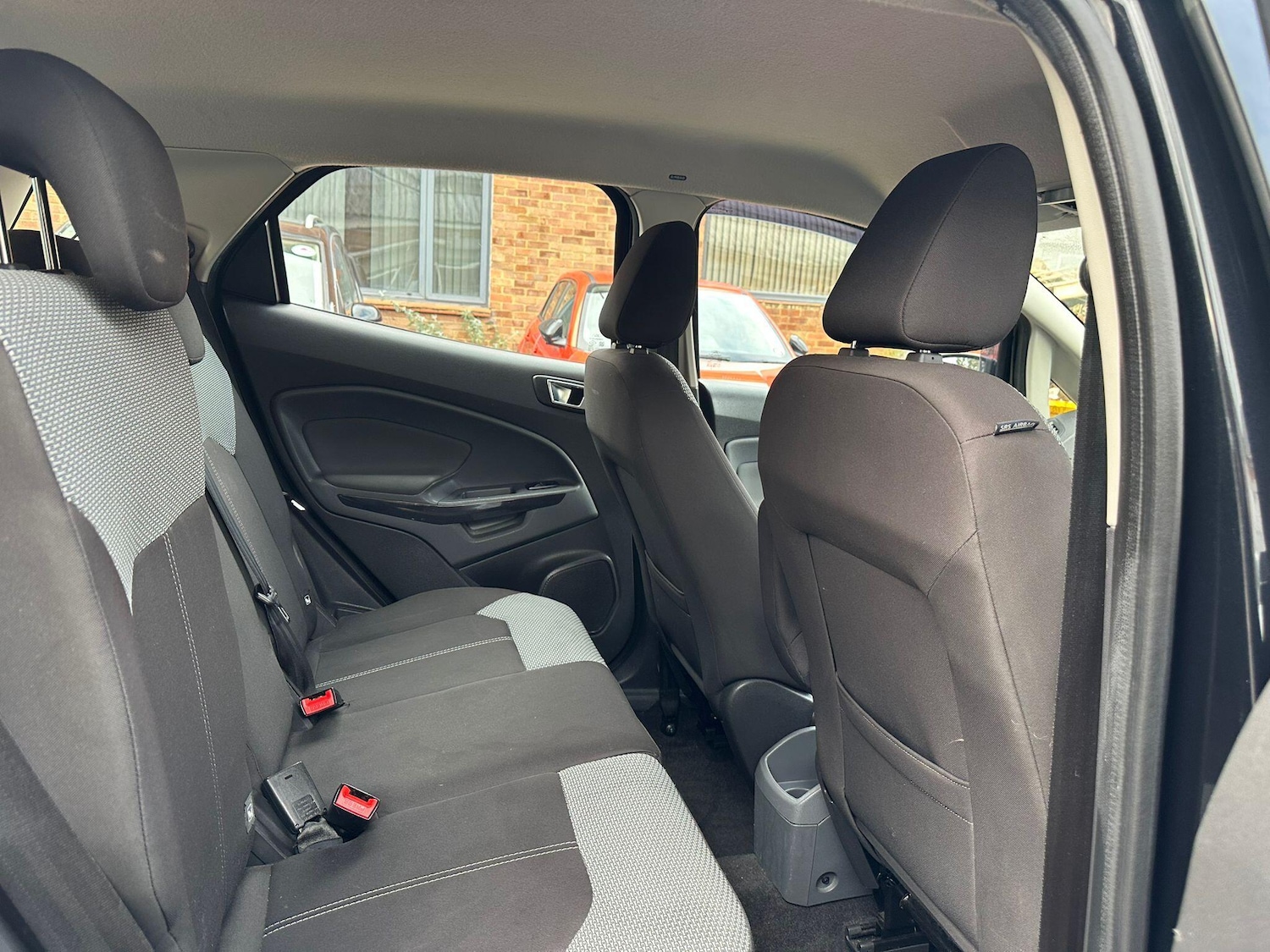 Used Ford Ecosport 2014 for sale - 76498841: Photo 17