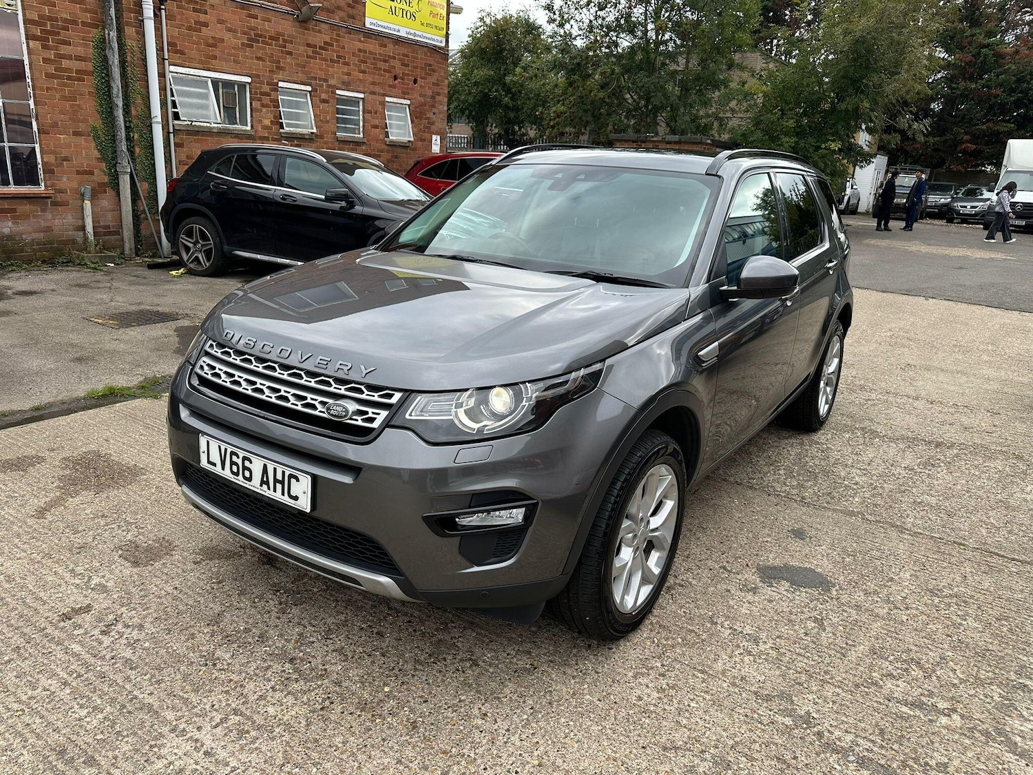 Used Land Rover Discovery Sport 2016 for sale - 76952894: Photo 24