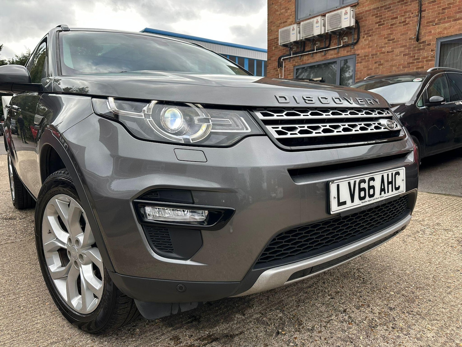 Used Land Rover Discovery Sport 2016 for sale - 76952894: Photo 28