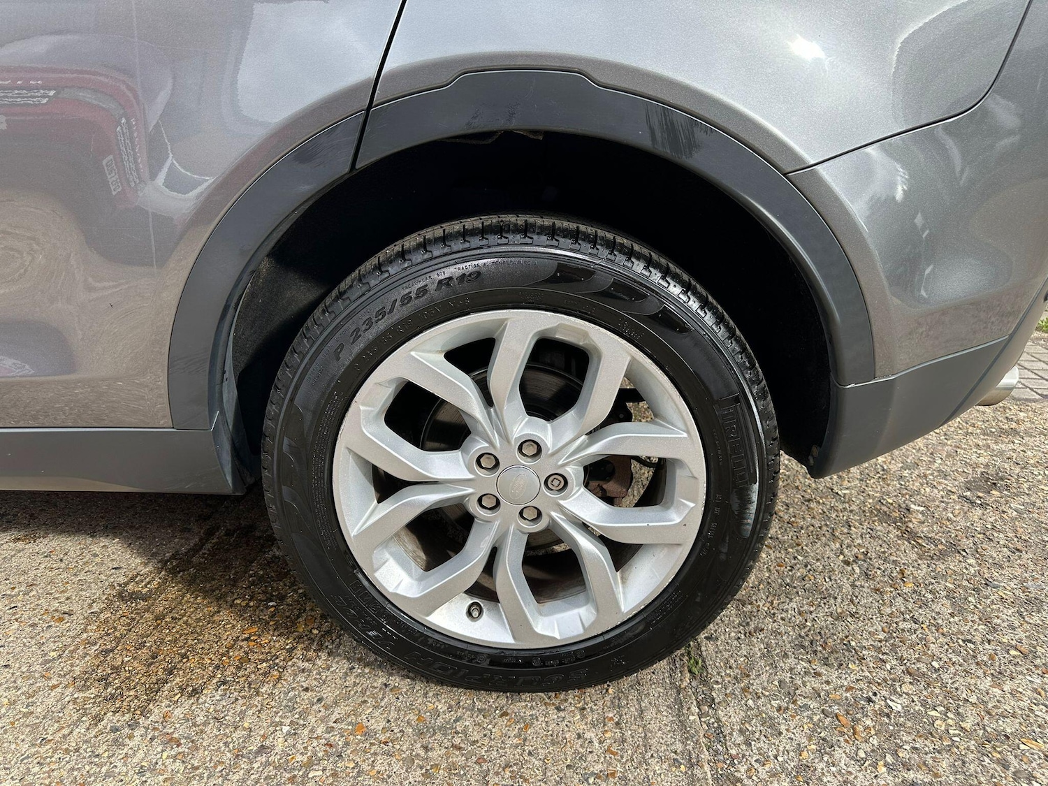 Used Land Rover Discovery Sport 2016 for sale - 76952894: Photo 35