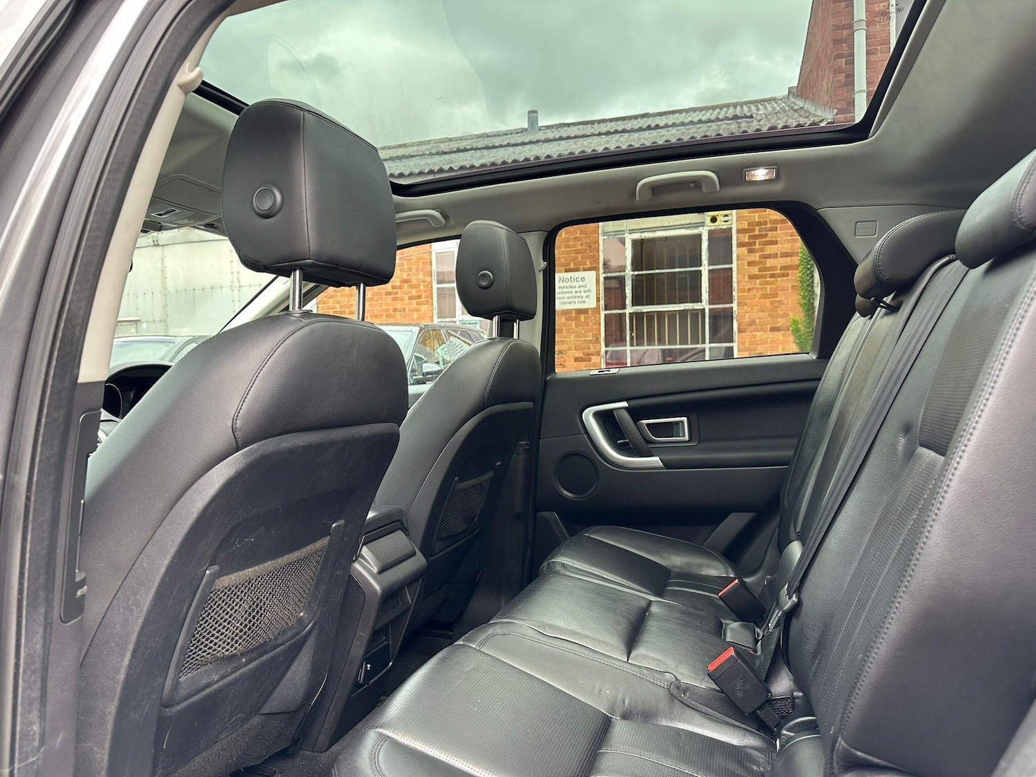 Used Land Rover Discovery Sport 2016 for sale - 76952894: Photo 39