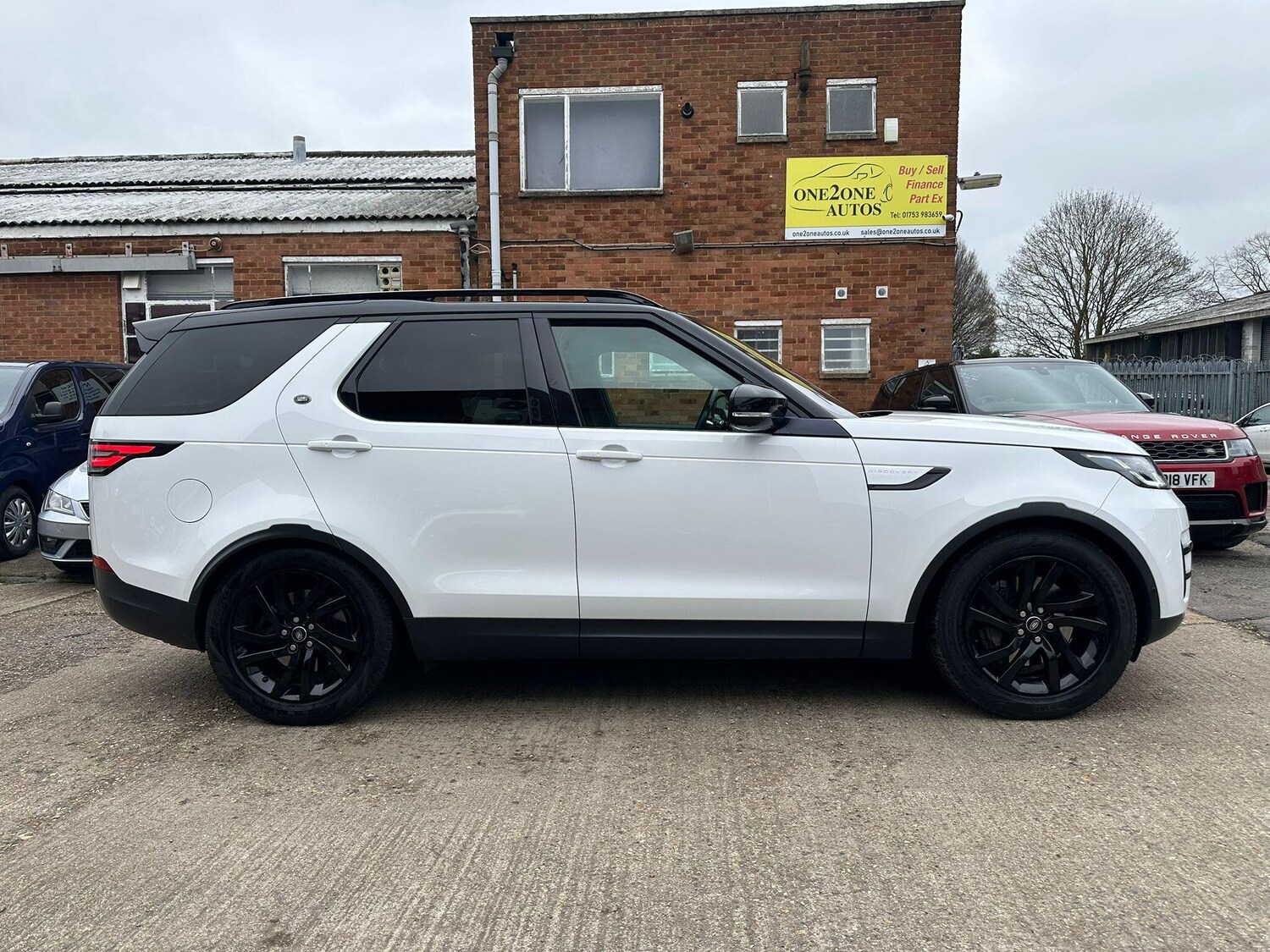 Used Land Rover Discovery 2018 for sale - 77633238: Photo 11