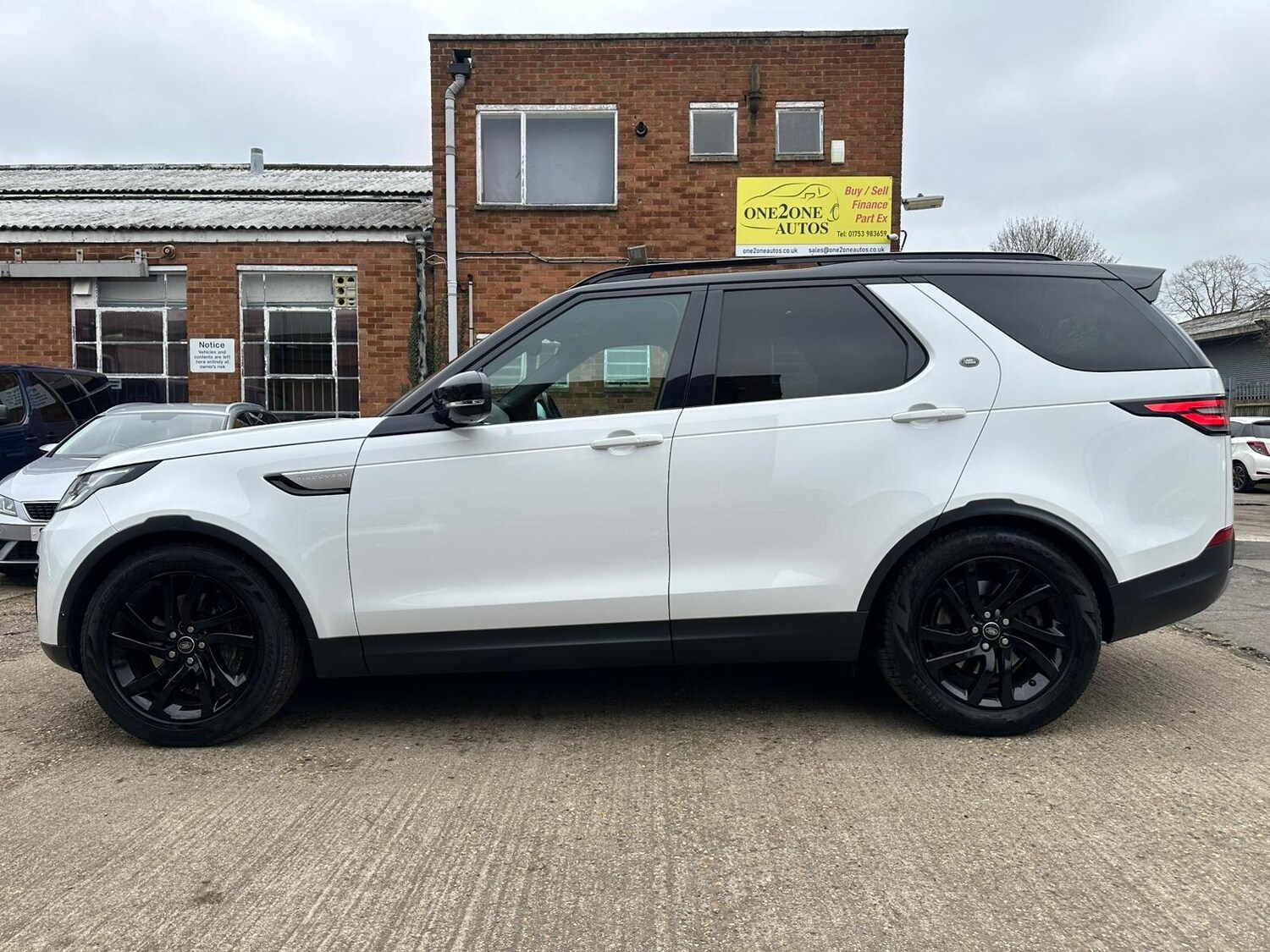 Used Land Rover Discovery 2018 for sale - 77633238: Photo 12