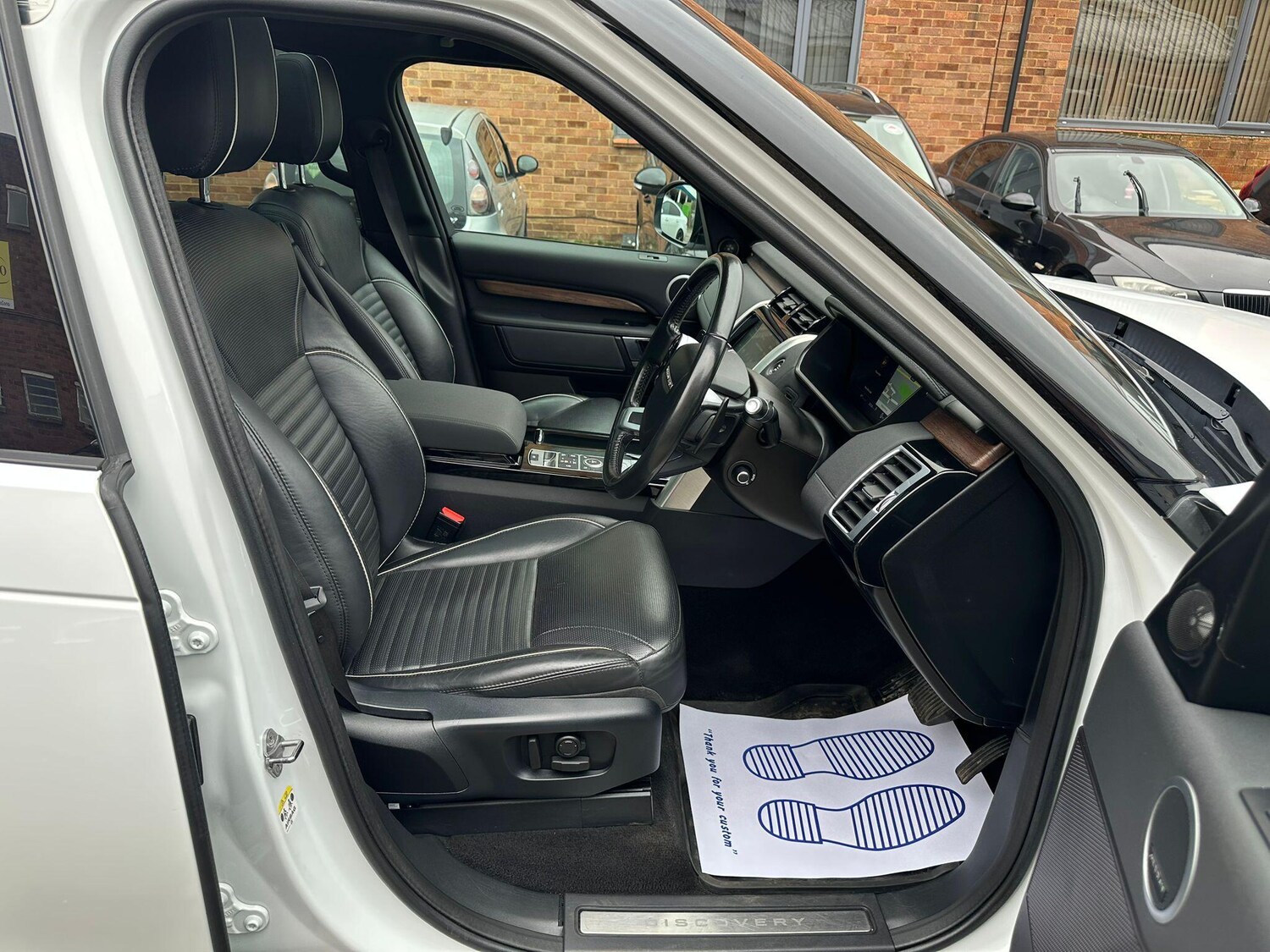 Used Land Rover Discovery 2018 for sale - 77633238: Photo 17