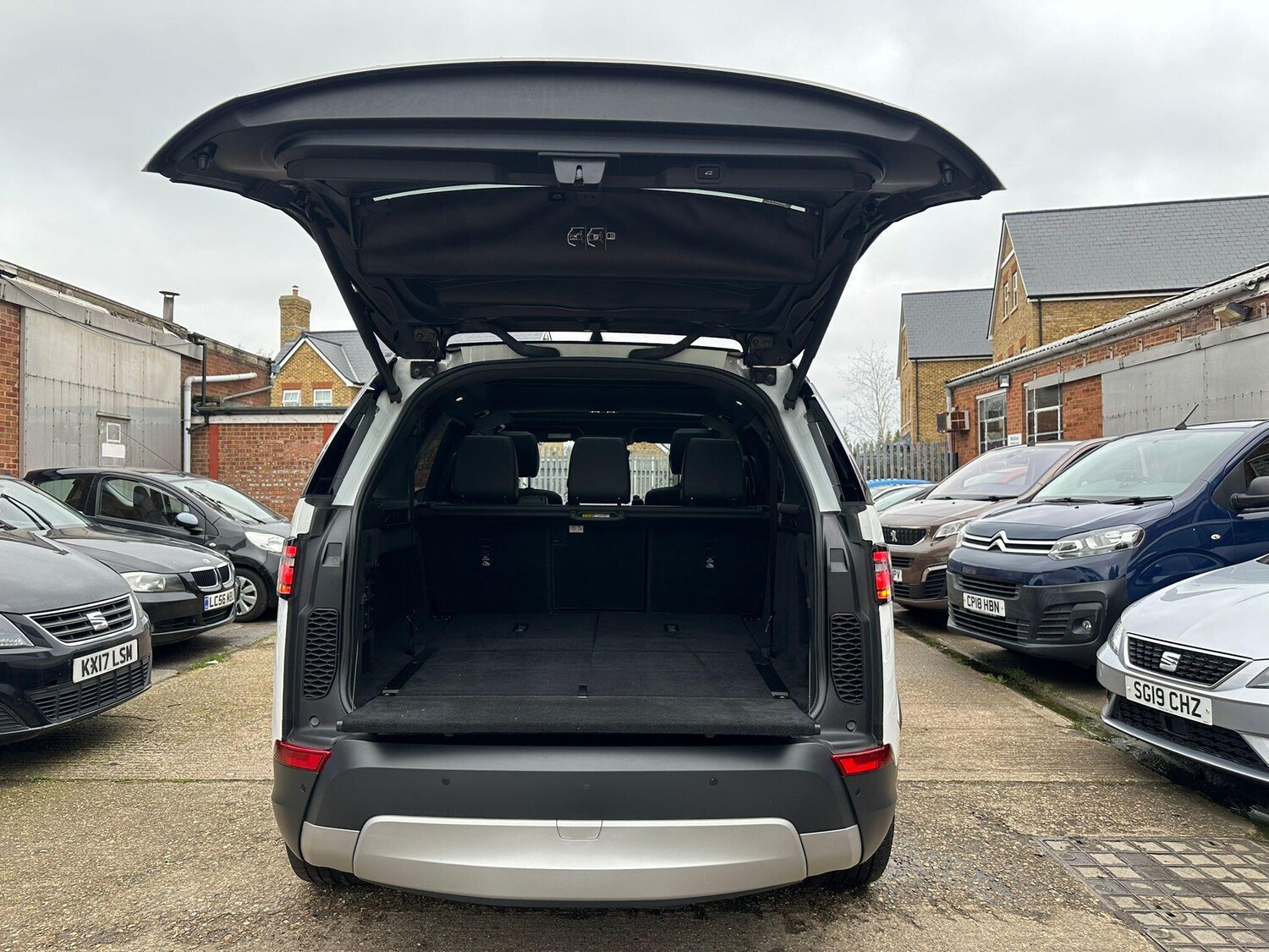 Used Land Rover Discovery 2018 for sale - 77633238: Photo 34