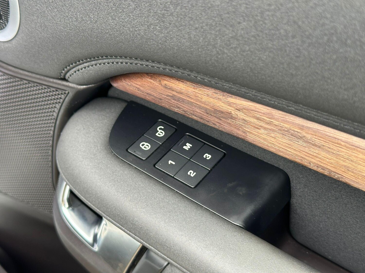 Used Land Rover Discovery 2018 for sale - 77633238: Photo 45