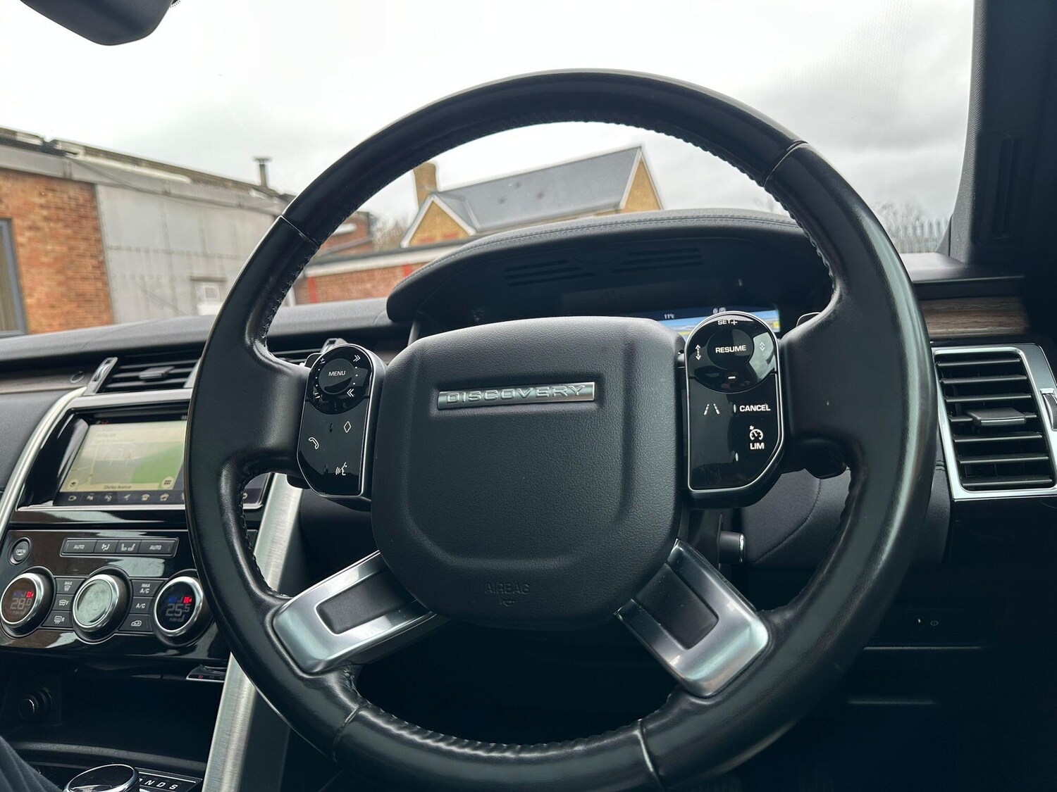 Used Land Rover Discovery 2018 for sale - 77633238: Photo 60