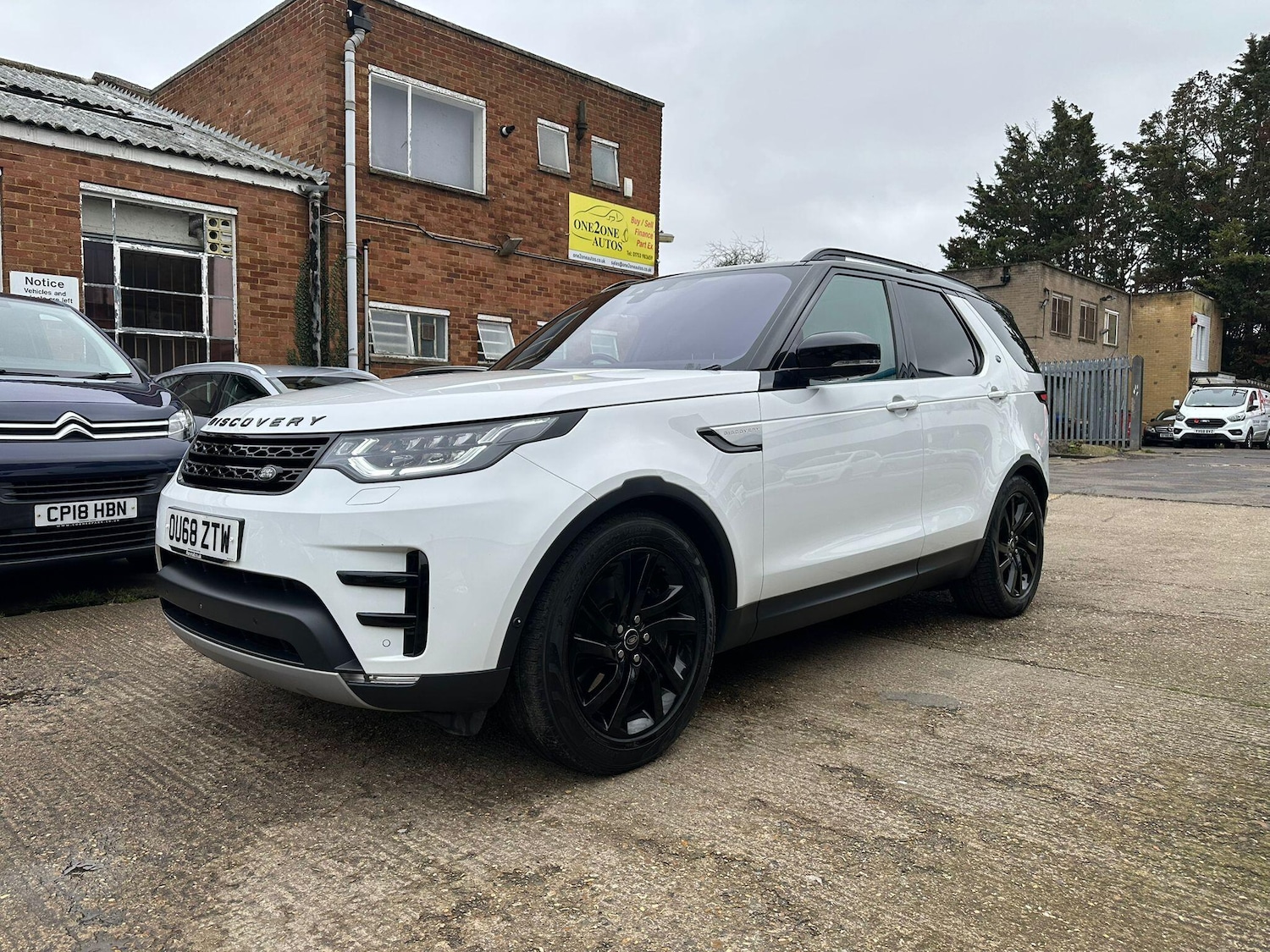 Used Land Rover Discovery 2018 for sale - 77633238: Photo 8