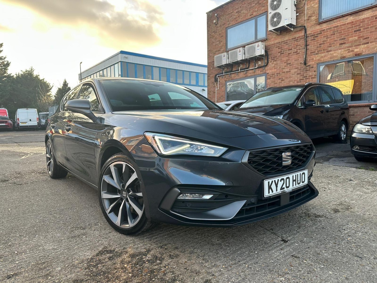 Used SEAT Leon 2020 for sale - 77162784: Photo 2