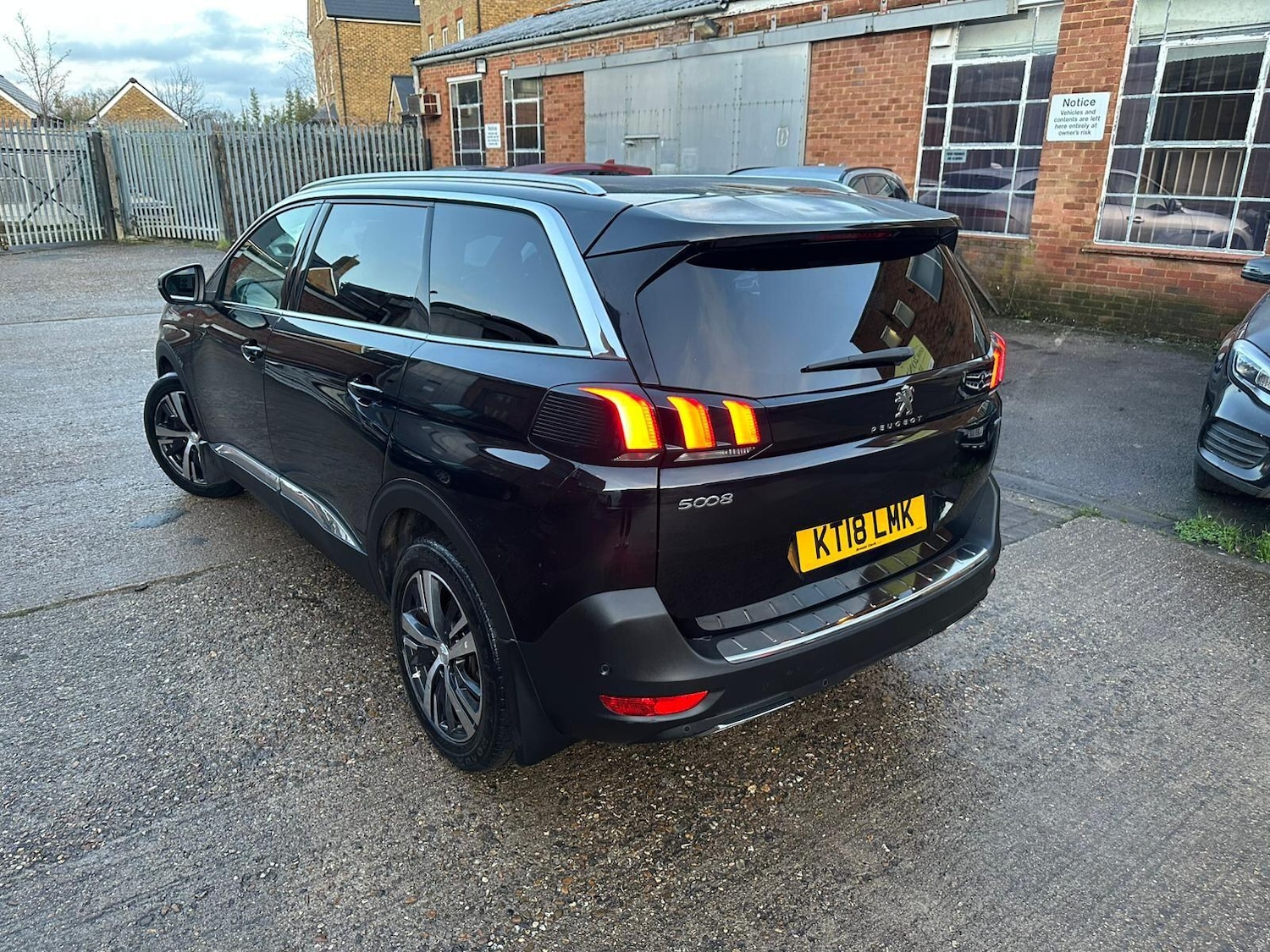 Used Peugeot 5008 2018 for sale - 77229726: Photo 4