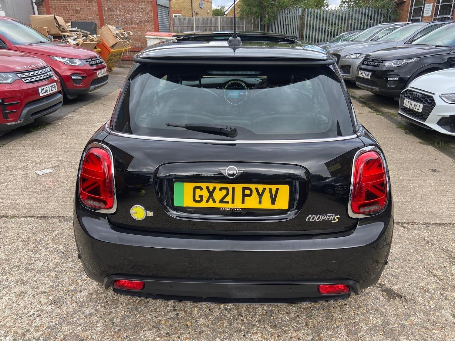 Vehicle 28