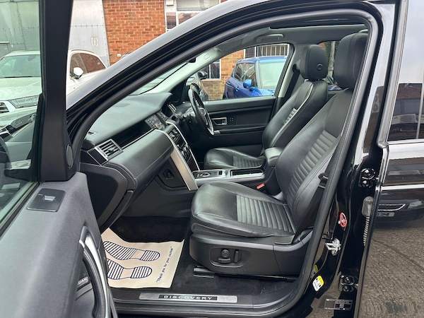 Used Land Rover Discovery Sport 2018 for sale - 76239309: Photo 14