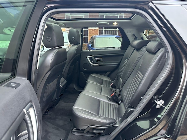 Used Land Rover Discovery Sport 2018 for sale - 76239309: Photo 15