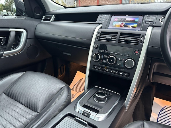Used Land Rover Discovery Sport 2018 for sale - 76239309: Photo 19