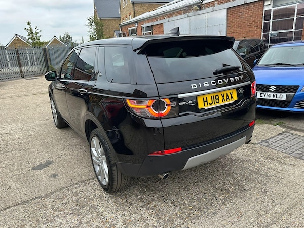 Used Land Rover Discovery Sport 2018 for sale - 76239309: Photo 26