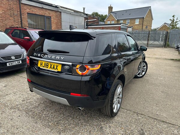 Used Land Rover Discovery Sport 2018 for sale - 76239309: Photo 3