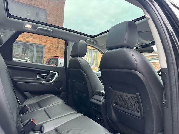 Used Land Rover Discovery Sport 2018 for sale - 76239309: Photo 43