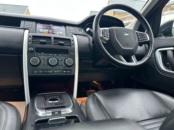 Used Land Rover Discovery Sport 2018 for sale - 76239309: Photo 46