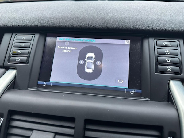 Used Land Rover Discovery Sport 2018 for sale - 76239309: Photo 51