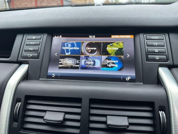 Used Land Rover Discovery Sport 2018 for sale - 76239309: Photo 52