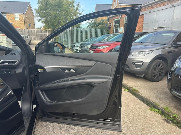 Used Peugeot 3008 2019 for sale - 76137487: Photo 41