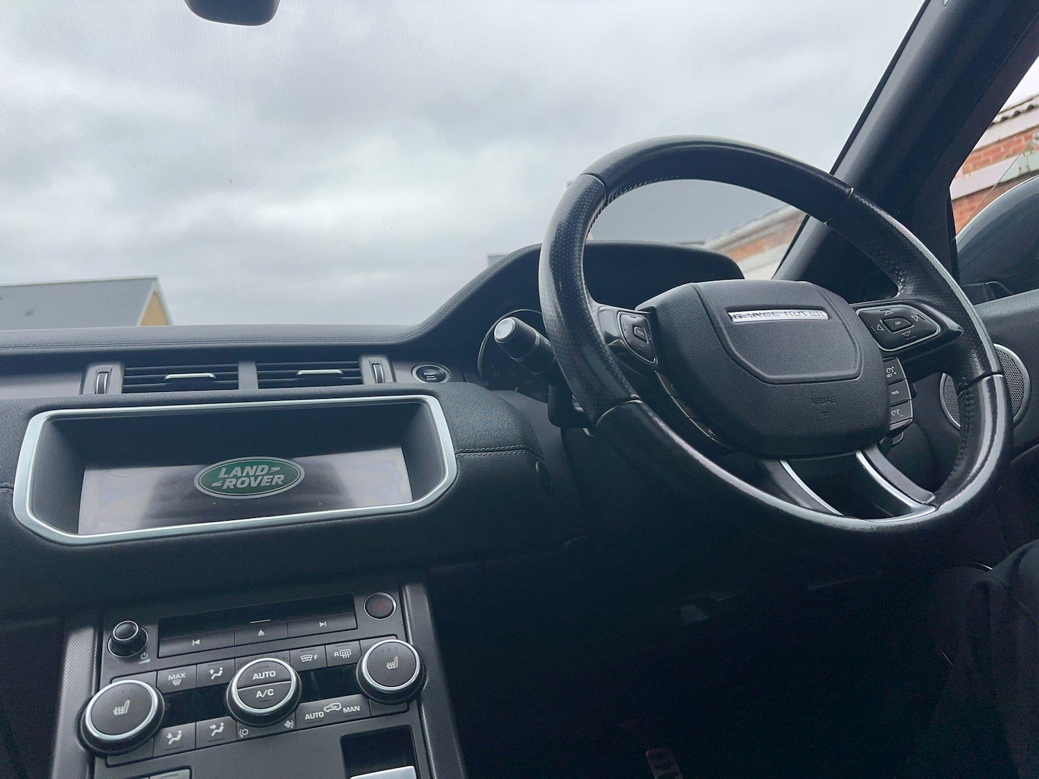 Used Land Rover Range Rover Evoque 2019 for sale - 78007396: Photo 27